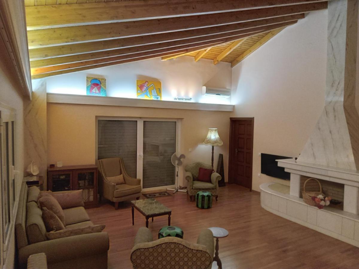 Apollon And Artemis Bed & Breakfast Paralia Avlidhos Exterior photo